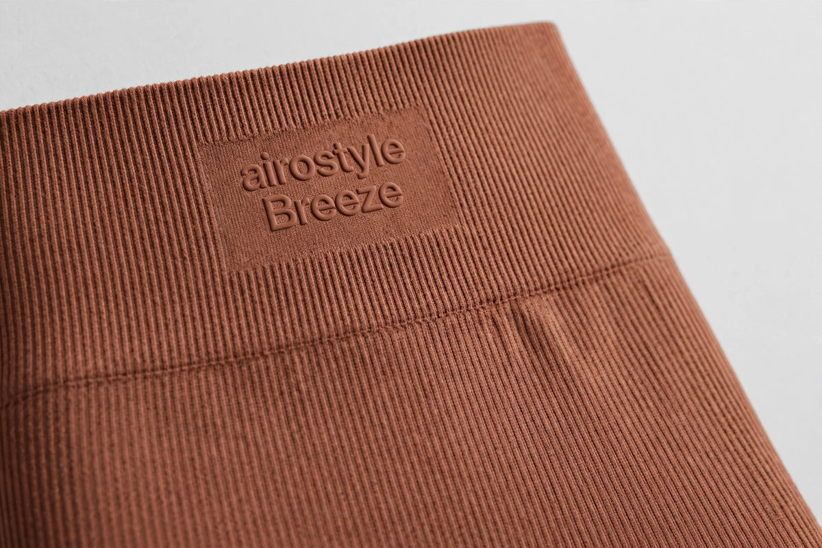 Breeze Seamless Rib Legging - Clay - detail