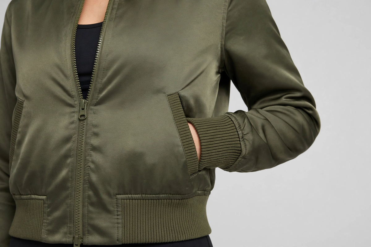 Skysculpt Cropped Bomber - Olive - detail