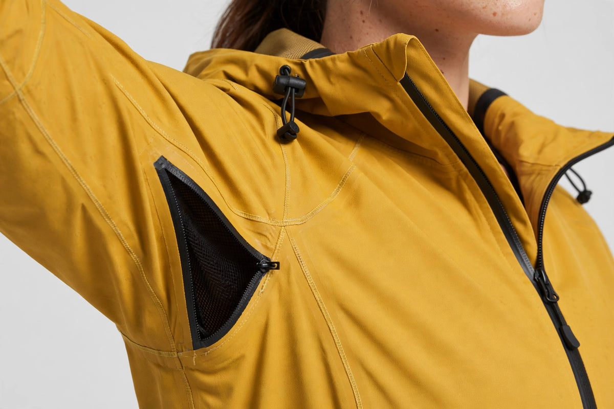 Zephyr Rain Shell - Mustard - detail