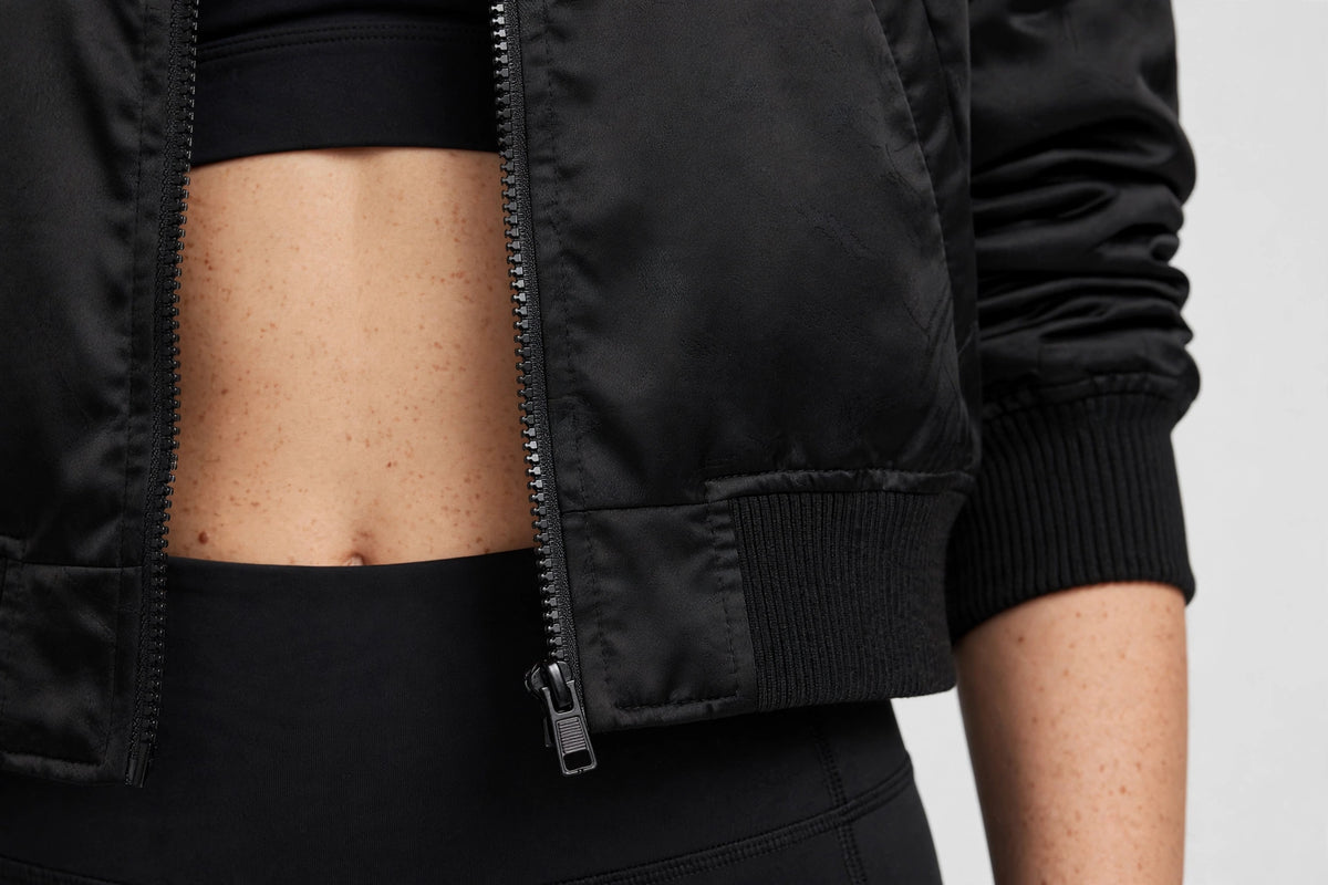 Skysculpt Cropped Bomber - Black - detail