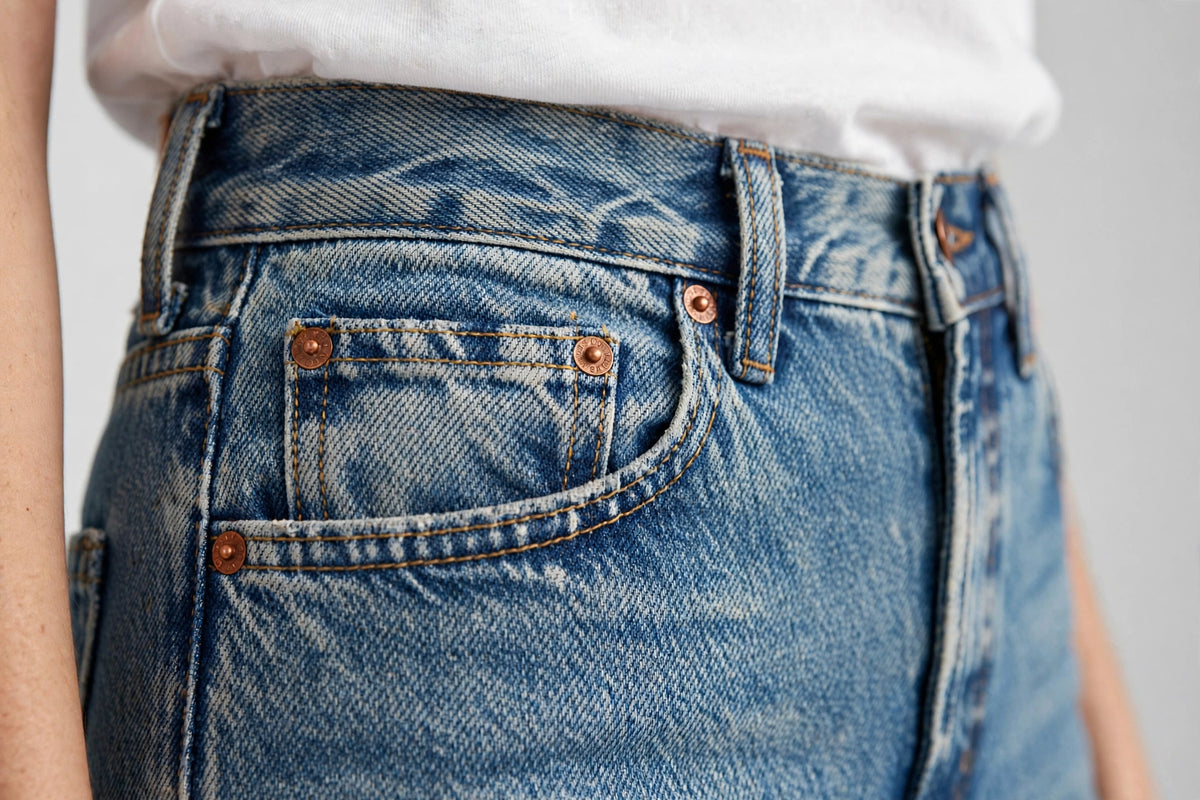Drift Straight-Leg Jean - Vintage Wash - detail