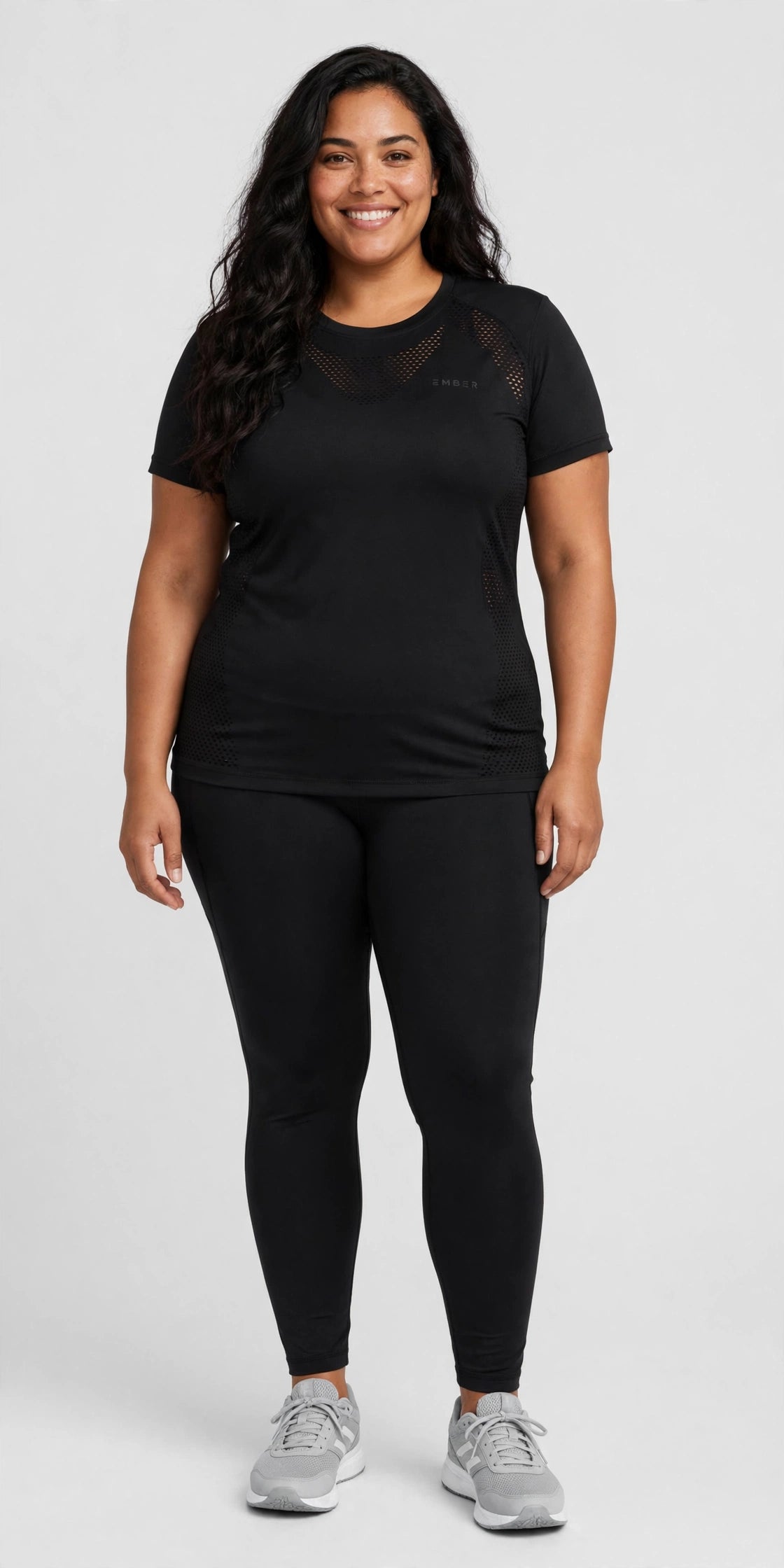 Ember Seamless Training Tee - Black - front
