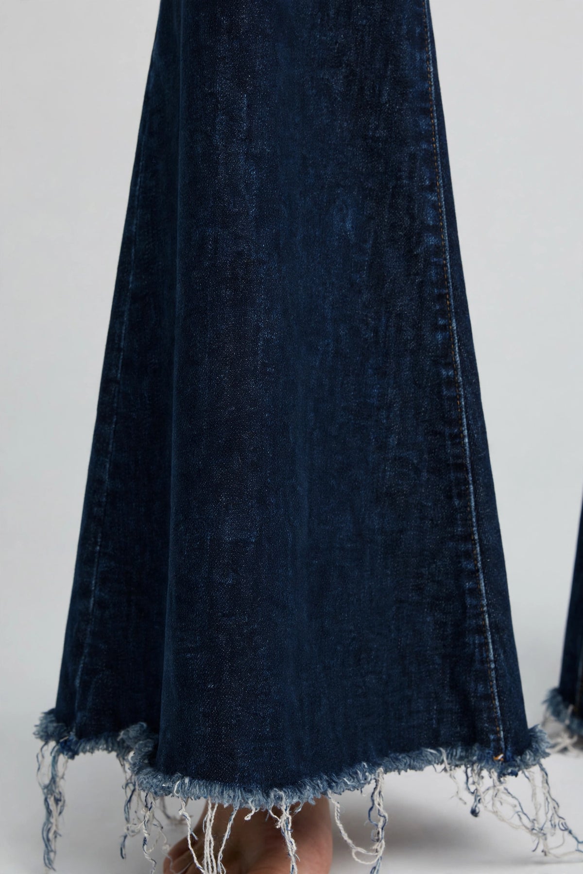 Sol Raw-Hem Flare Jean - Dark Wash - detail