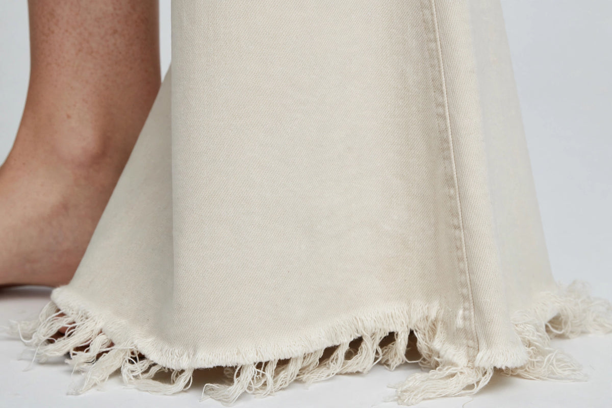 Sol Raw-Hem Flare Jean - Ecru - detail