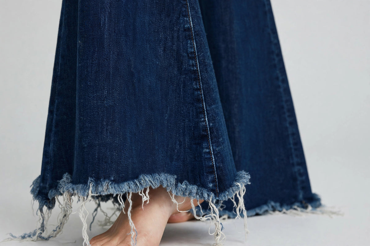 Sol Raw-Hem Flare Jean - Indigo - detail