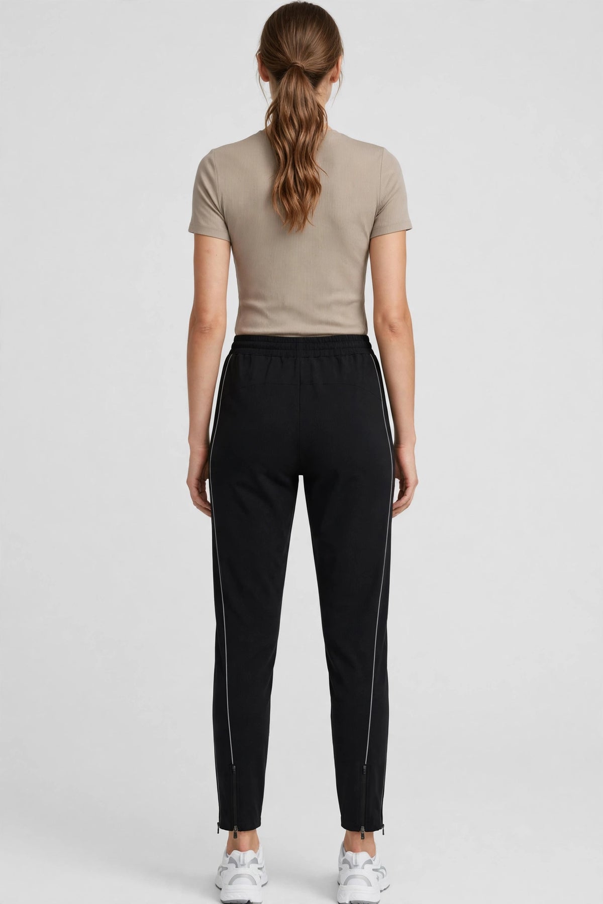 Vapor Lightweight Track Pant - Black - back